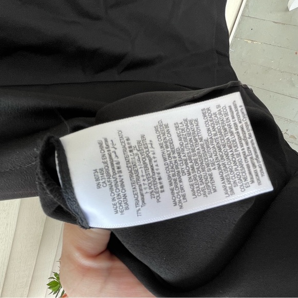 BCBGMAXAZRIA Caryln Satin Skirt in Black Size L (NWT) - Picture 12 of 14